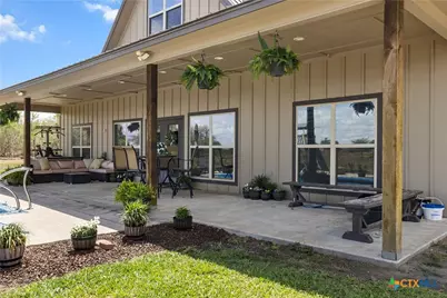 1370 E Ward Street, Goliad, TX 77963 - Photo 17