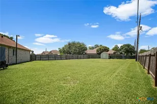 105 Belle Ct, Port Lavaca, TX 77979 - Photo 21