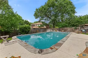 920 Queens Dr, New Braunfels, TX 78130 - Photo 31