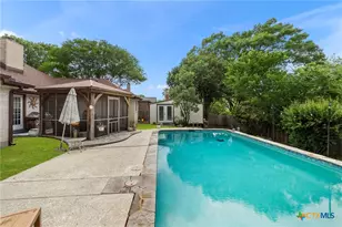 920 Queens Dr, New Braunfels, TX 78130 - Photo 29