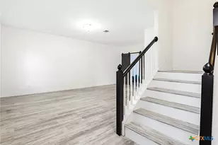 917 San Fernando Ln, New Braunfels, TX 78132 - Photo 7