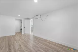 937 Anderson St, Seguin, TX 78155 - Photo 11