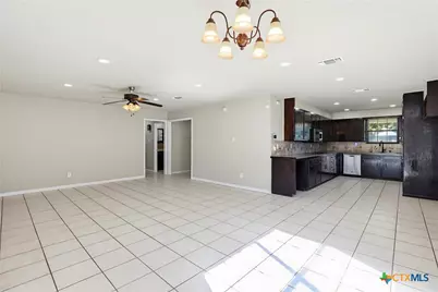 1350 Mary Preiss Drive, New Braunfels, TX 78132 - Photo 11