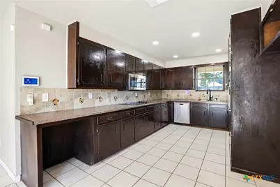 1350 Mary Preiss Drive, New Braunfels, TX 78132 - Photo 13