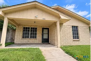 1301 N 10th St, Temple, TX 76501 - Photo 1