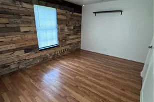 1301 N 10th St, Temple, TX 76501 - Photo 11