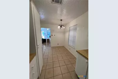 1301 N 10th Street, Temple, TX 76501 - Photo 5