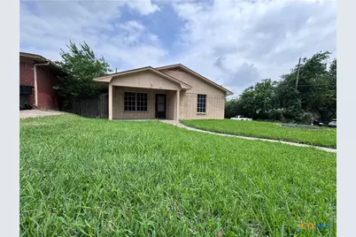 1301 N 10th Street, Temple, TX 76501 - Photo 1