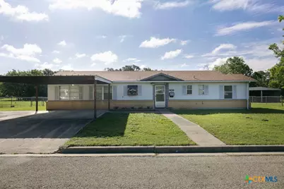 603 S Terry Street, Cuero, TX 77954 - Photo 1