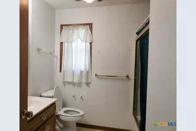 603 S Terry Street, Cuero, TX 77954 - Photo 15