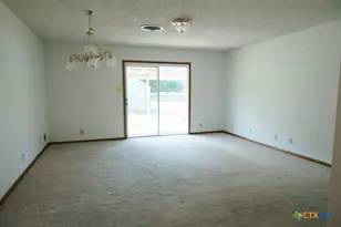 603 S Terry St, Cuero, TX 77954 - Photo 3