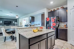 813 Foxtail Run, San Marcos, TX 78666 - Photo 13