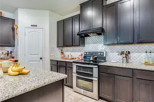 813 Foxtail Run, San Marcos, TX 78666 - Photo 11