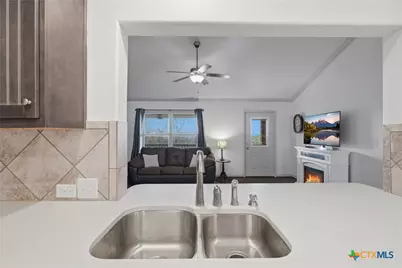 1485 Yaupon Drive, Fischer, TX 78623 - Photo 5