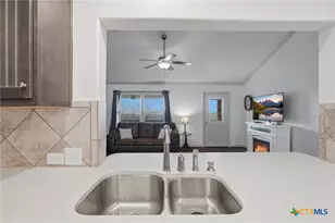 1485 Yaupon Dr, Fischer, TX 78623 - Photo 5