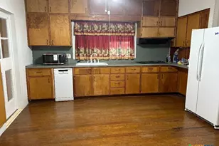 310 W Avenue A, Copperas Cove, TX 76522 - Photo 5
