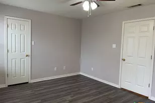 105 W Truman Ave, Copperas Cove, TX 76522 - Photo 9