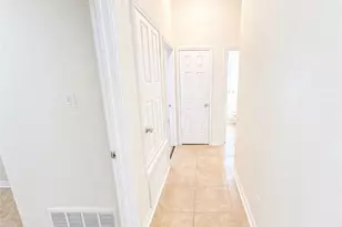 2305 Stratford Dr, Temple, TX 76502 - Photo 9