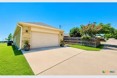 21 Samac Lane, Lampasas, TX 76550 - Photo 13