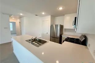 3175 Dispatch Dr, New Braunfels, TX 78130 - Photo 5