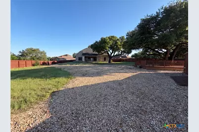 1622 Lacy Ridge Drive, Belton, TX 76513 - Photo 21