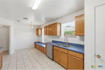 5206 Holster Drive, Killeen, TX 76549 - Photo 9
