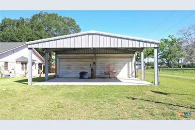 184 Russell Road, Victoria, TX 77904 - Photo 47
