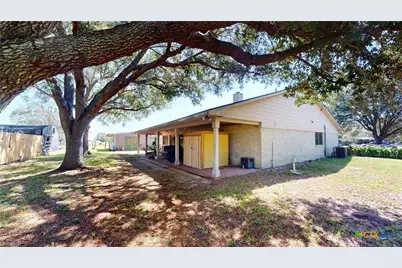 184 Russell Road, Victoria, TX 77904 - Photo 33