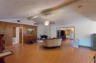 184 Russell Rd, Victoria, TX 77904 - Photo 9