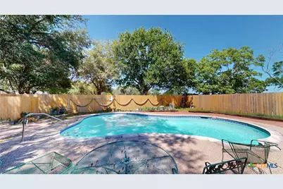 184 Russell Road, Victoria, TX 77904 - Photo 39