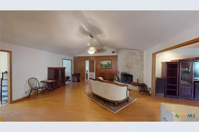 184 Russell Road, Victoria, TX 77904 - Photo 11