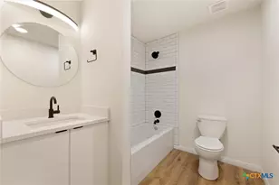 317 Mill St, San Marcos, TX 78666 - Photo 11