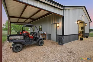 131 Wright Crk, Victoria, TX 77905 - Photo 7