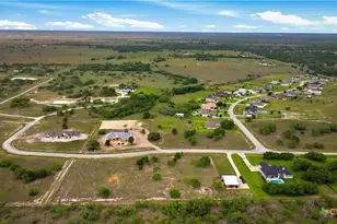 131 Wright Crk, Victoria, TX 77905 - Photo 1