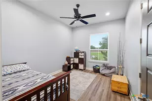 131 Wright Crk, Victoria, TX 77905 - Photo 33