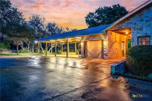 377 Buffalo Springs Rd, New Braunfels, TX 78132 - Photo 3