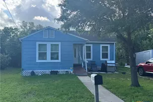 1117 Terrell St, Cuero, TX 77954 - Photo 1