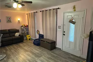 1117 Terrell St, Cuero, TX 77954 - Photo 5