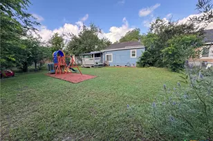 1117 Terrell St, Cuero, TX 77954 - Photo 29