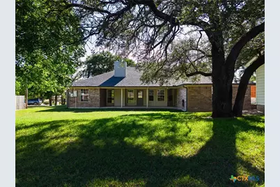 1909 Diamond Ridge Drive, Lampasas, TX 76550 - Photo 27