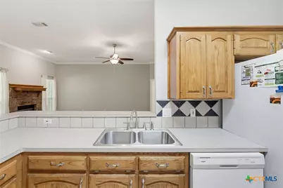 1909 Diamond Ridge Drive, Lampasas, TX 76550 - Photo 11
