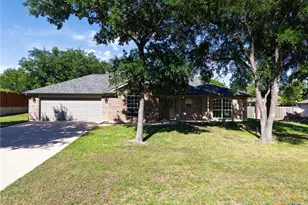 1909 Diamond Ridge Dr, Lampasas, TX 76550 - Photo 1