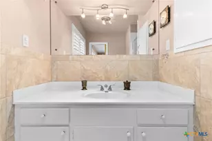 708 W North Ave, Lampasas, TX 76550 - Photo 23