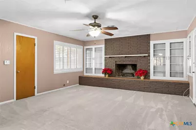 708 W North Ave, Lampasas, TX 76550 - Photo 11