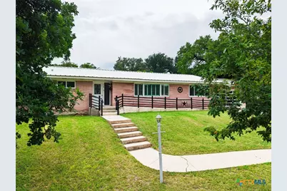 708 W North Ave, Lampasas, TX 76550 - Photo 5