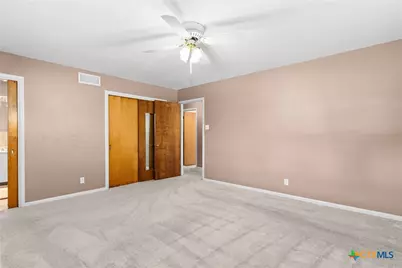 708 W North Ave, Lampasas, TX 76550 - Photo 21