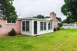 708 W North Ave, Lampasas, TX 76550 - Photo 29
