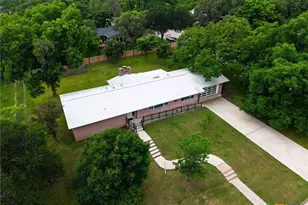 708 W North Ave, Lampasas, TX 76550 - Photo 35