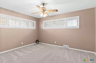 708 W North Ave, Lampasas, TX 76550 - Photo 23