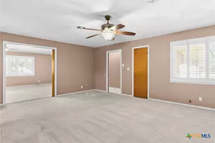 708 W North Ave, Lampasas, TX 76550 - Photo 13